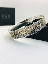 Load image into Gallery viewer, Camo Ladies 24k/Sterling Silver Bracelet leant against it&#39;s Eco Friendly black box.