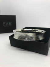 Load image into Gallery viewer, 925 Sterling Silver Hammered Woven Style Bracelet Inside Box.